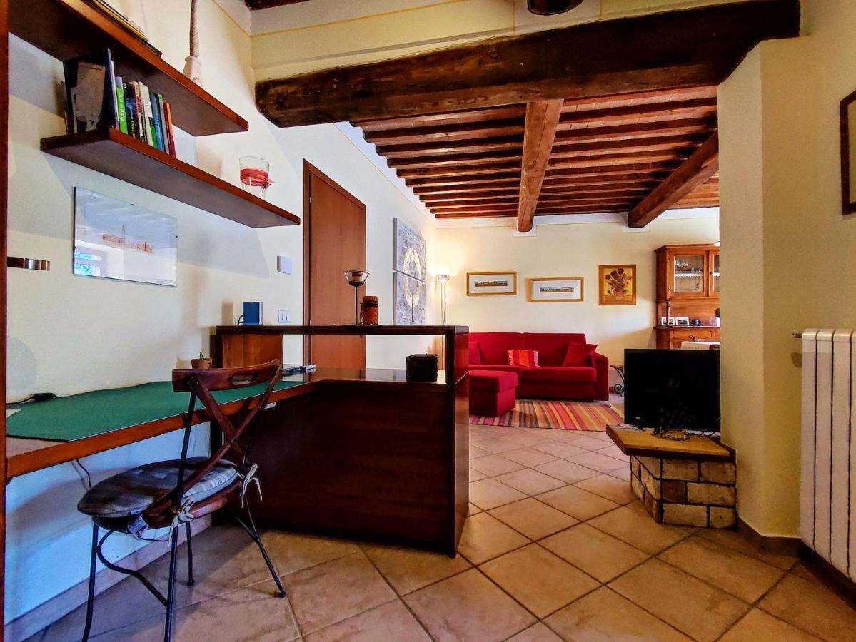 I Girasoli San Gimignano Apartments ภายนอก รูปภาพ