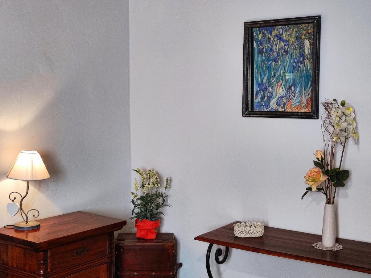 I Girasoli San Gimignano Apartments ภายนอก รูปภาพ